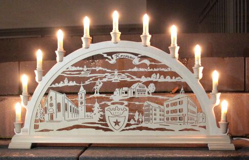 Rückschau Weihnachtsmarkt - „Markteinführung des Kronau Schwibbogens“