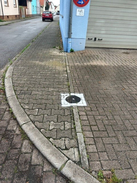 Mysteriöse Zeichen im Dorf